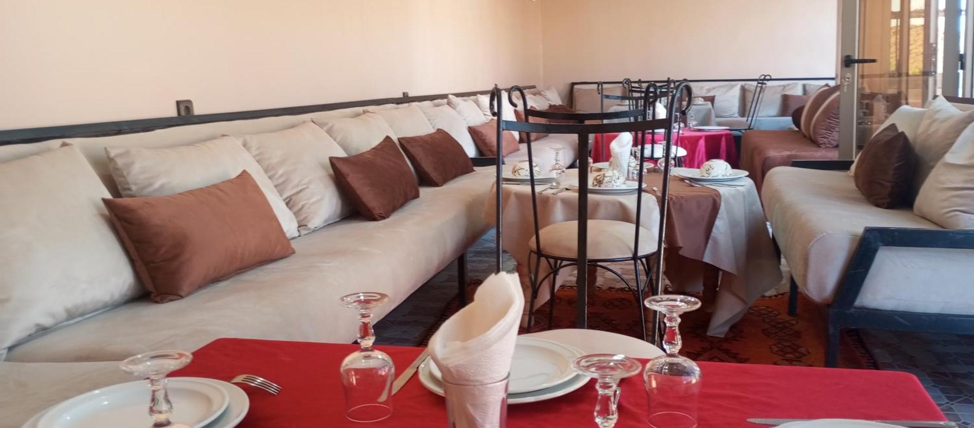 Auberge Restaurant Tissili " Oasis De Fint" Eksteriør billede