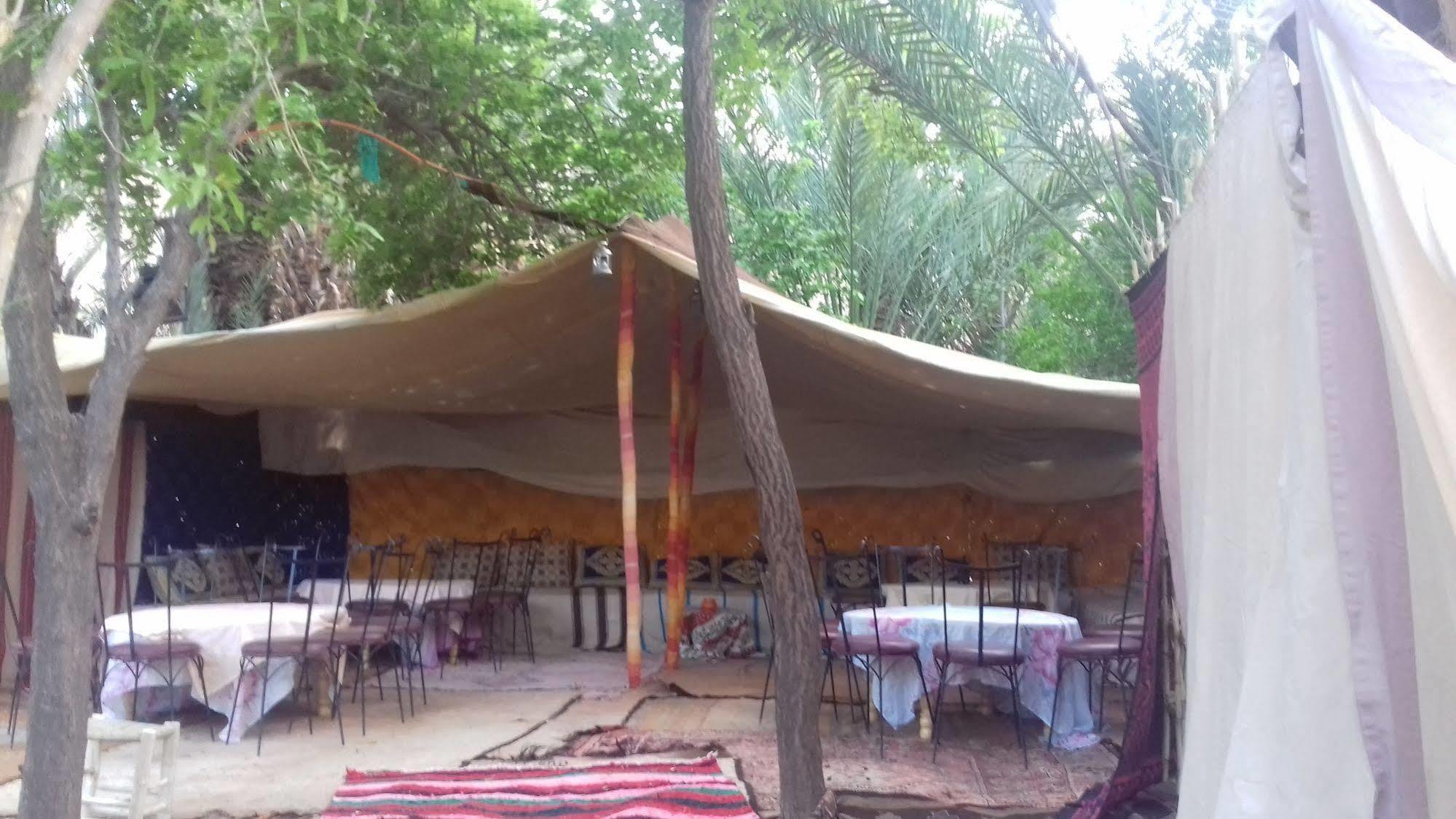 Auberge Restaurant Tissili " Oasis De Fint" Eksteriør billede